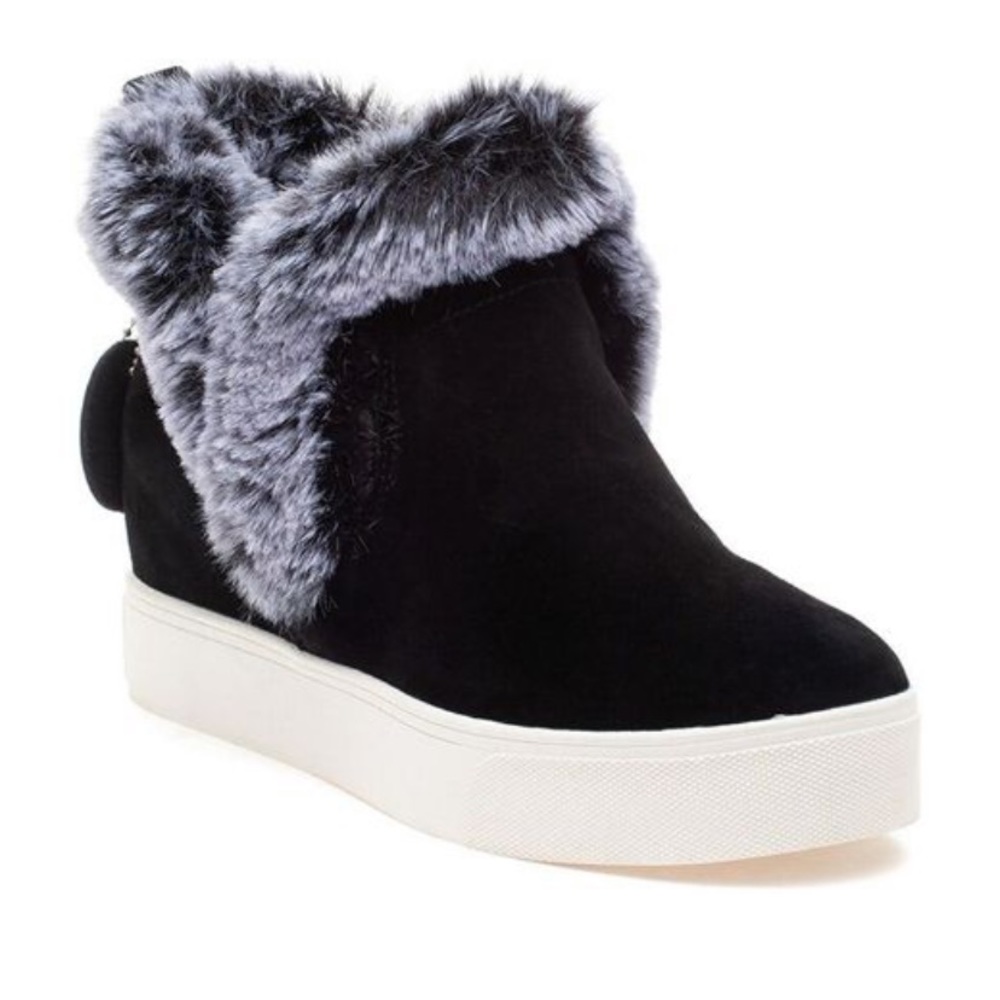 S O L D ! Jslides Sean Boot Waterproof Suede - image 1